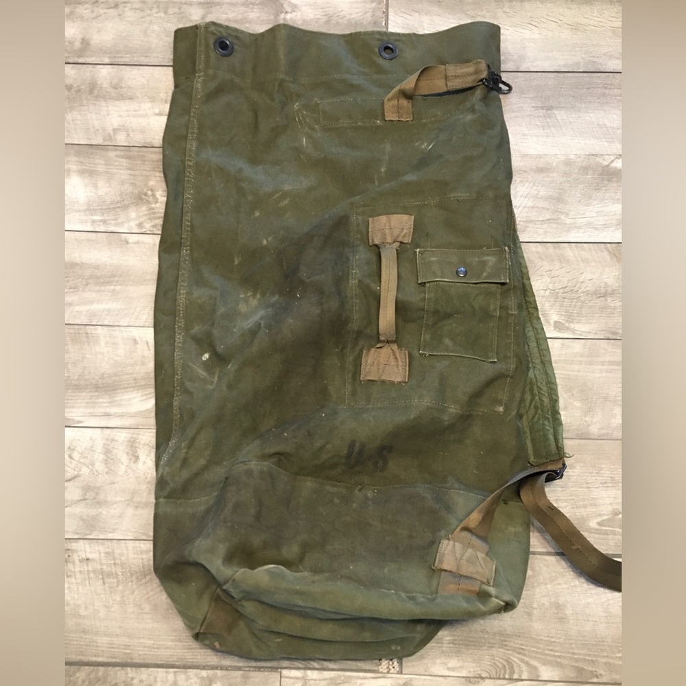 Vintage US ARMY Vietnam War Era BARRACK Laundry Duffle Duffel Bag Olive Drab